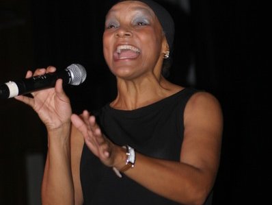 Myrna - Delivers an outstanding performace