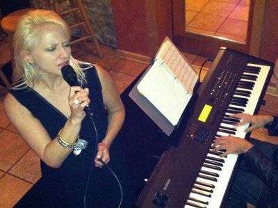 Sax Diva Suzanne Grzanna photo