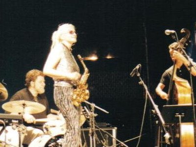 Sax Diva Suzanne Grzanna photo