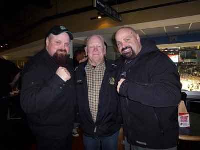 Campbell Brothers/Mudpipers with Hockey legend Dick Hunter photo by Barb Oke