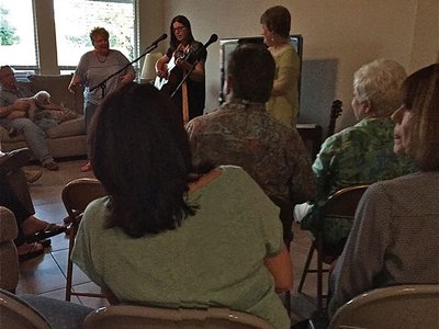 We love house concerts! (Dallas, 2015)