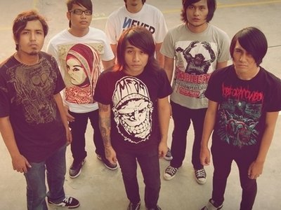 Full line up 2010