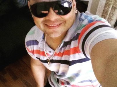 JHONNY RC SIMPLEMENTE  SENCILLO OK BENDICIONES A TODO EL MUNDO 