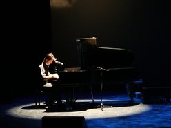 Cullen Live photo
