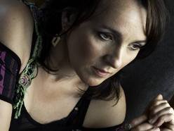 Karan Casey photo