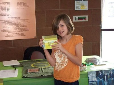 A young Clockwise fan at The Brampton Art Fair