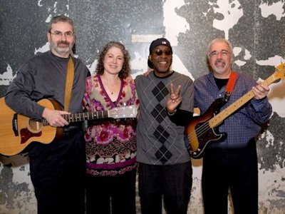 Kol Sasson (Joyful Voice), with special guest drummer Morris "Mo" Jennings, Holiday Celebration 2009