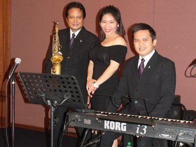 Royal Plus Trio photo