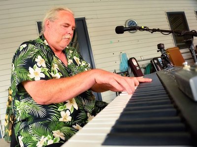 Brian Carmona Music photo