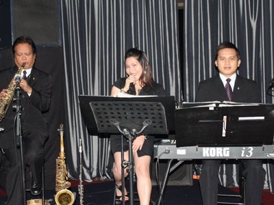Royal Plus Trio photo