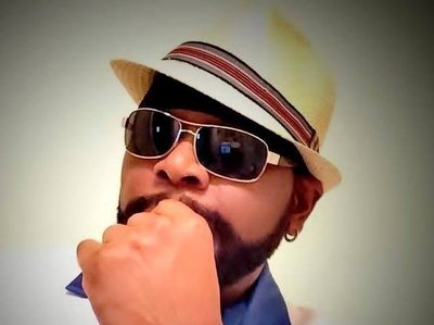 Calvin henderson photo