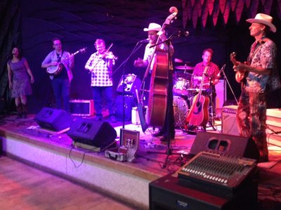 Singing some Emmylou to Johny's Gram, with Broomdust Caravan, July '16. 