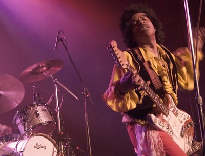 Jimy Bleu becomes Jimi Hendrix
