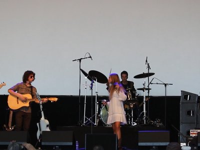 Olivia Ooms and the Resistors photo
