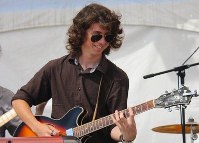 Olivia Ooms and the Resistors photo