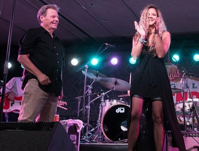 Delbert McClinton & Shari Puorto - Bender, 2016 LV