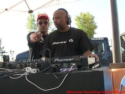 Allstars/Pioneer Dj demo team  Weslochan and MjFunkyfingers live @Extreme Autofest Reno 2010