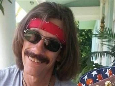 Michael Gilland photo