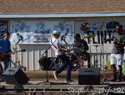 Gordy Garris performs at Flintstock Fest, August 6th, 2016