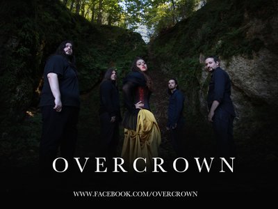 Overcrown photo