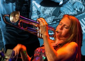 Saskia Laroo and Band goes India