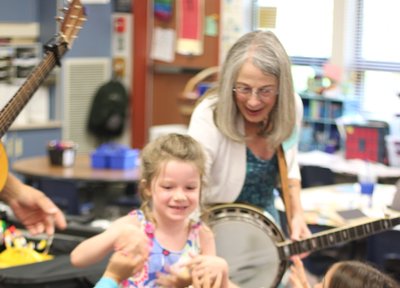 "Fiddle Star Marlow" after her classroom show with Homebrew Stringband.