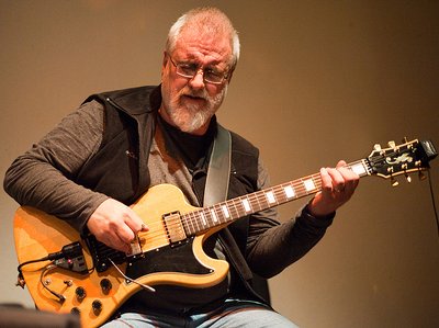 Ted Killian (guitar, electronics, and loops) live in Santa Cruz, CA