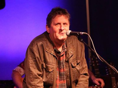 Introducing Kim Lowings & The Greenwood, Folk In The Foyer