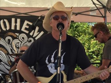 Playing with UTURN at the Pleasure Point Street Fair 2016