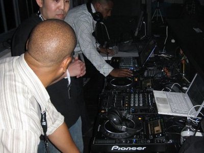  Weslochan, Allstars Mj's/Pioneer Dj'sAquatek n Michael live @Club Bleu 7/24/2010