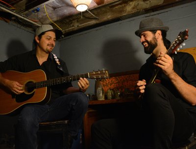 Scratchdog Stringband photo