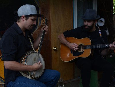 Scratchdog Stringband photo