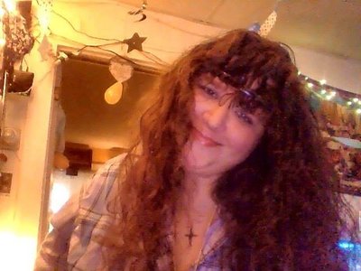 Kelly aka Voiceofanangelakarevdreams November 2016 