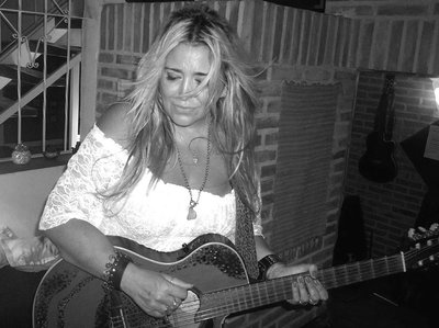 MARCELA PIACENTI photo