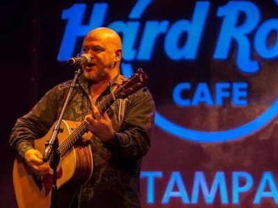 Fred Chandler Performing at the Hard Rock Cafe'.