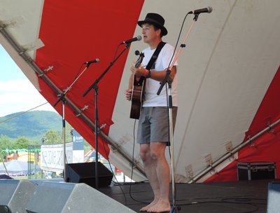 Barefoot and Folkin it up at Summerfest, 2017 July