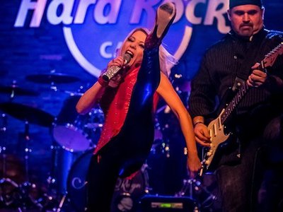 Angela Reign photo