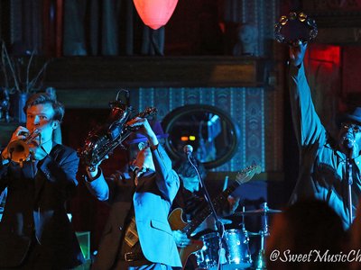 Tweed Funk photo