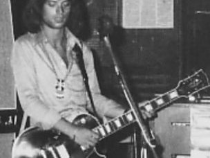 Tino Aureli "the Guitar" Man