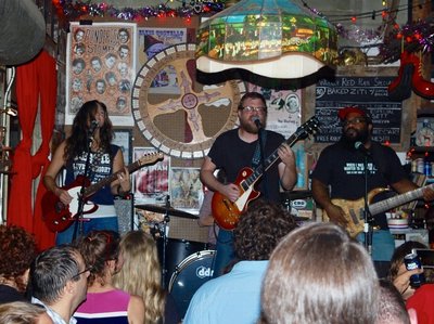 Josh Roberts And The Hinges photo