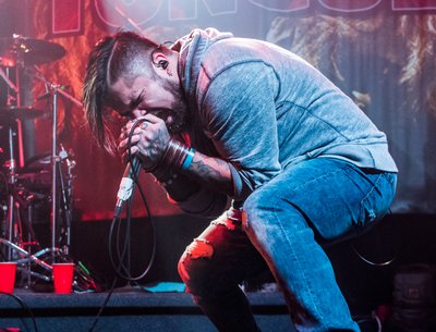 Jasen, vocals - photo by James Villa