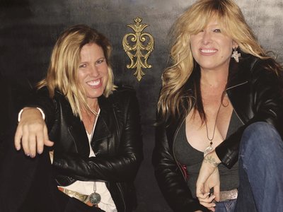 THE BLONDE BOMBERS photo