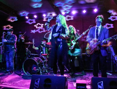 Crazy Mary at Pianos.  Photo by Thomas Evans