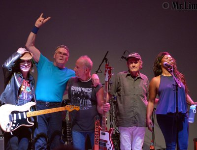 The Dana Gaynor Band photo
