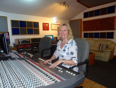 In the Studio - Tom Tysons Music Farm http://www.themusicfarm.co.uk/index.htm