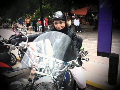 Diane Torres in Moto