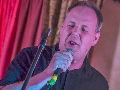 https://aaronvgraham.wixsite.com/music