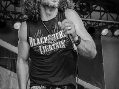 BlackCherry Lightnin' photo