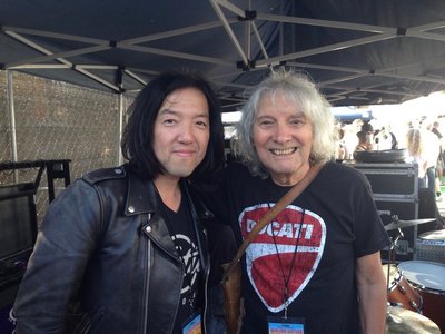 Toshi Yanagi photo