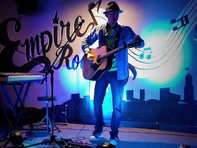 Live from the Empire Room in Bay City, MI